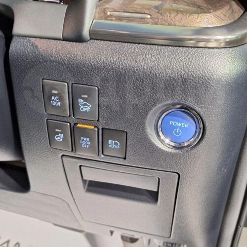 Toyota Vellfire  2018