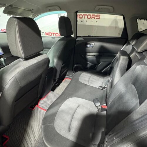 Nissan Qashqai  2010