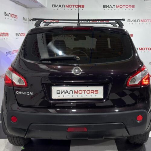 Nissan Qashqai  2010