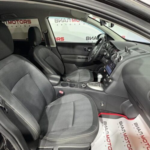 Nissan Qashqai  2010