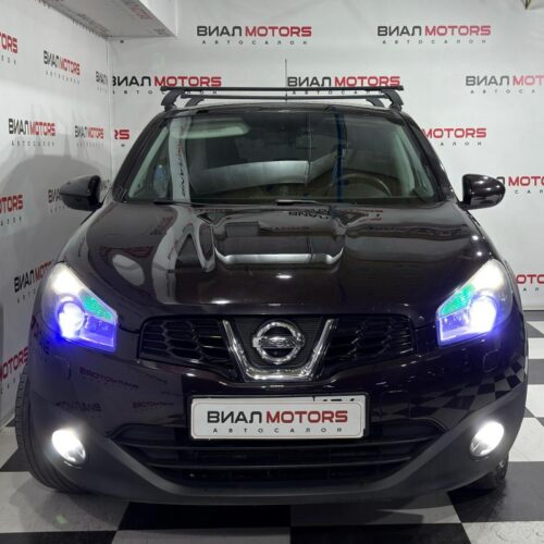 Nissan Qashqai  2010