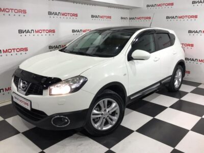 Nissan Qashqai  2010