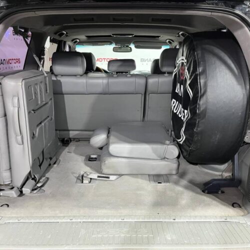 Lexus LX  2006