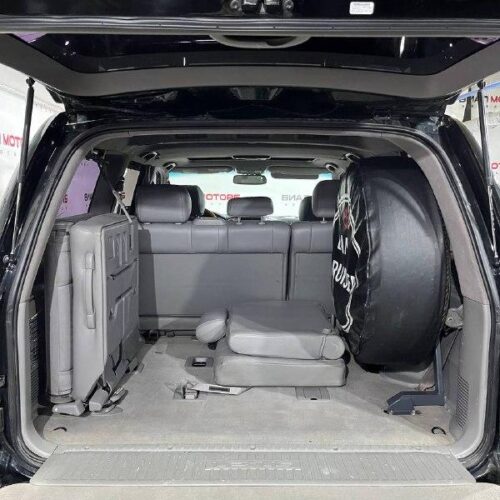 Lexus LX  2006