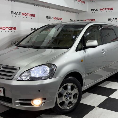 Toyota Ipsum  2001