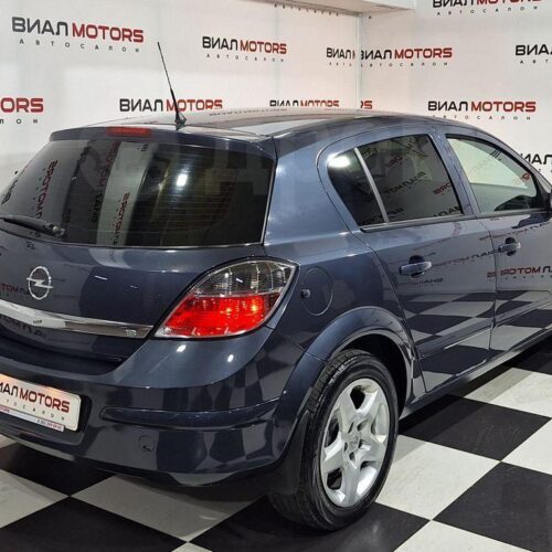 Opel Astra  2007
