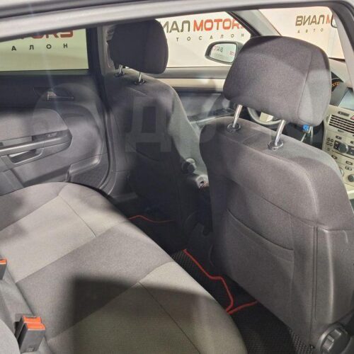 Opel Astra  2007