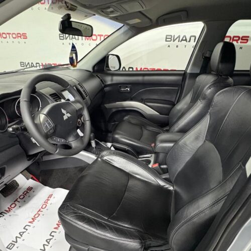 Mitsubishi Outlander 3.0  2008