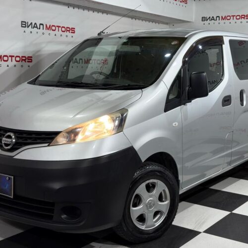Nissan NV200  2014