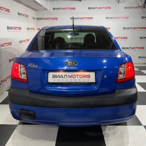 KIA Rio  2005