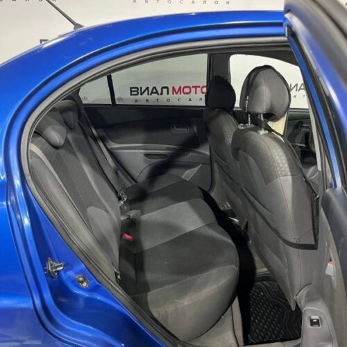 KIA Rio  2005