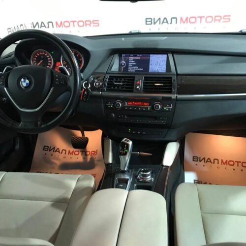 BMW X6  2012