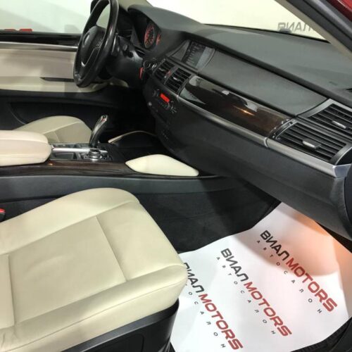 BMW X6  2012