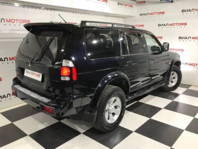 Mitsubishi Pajero Sport  2006