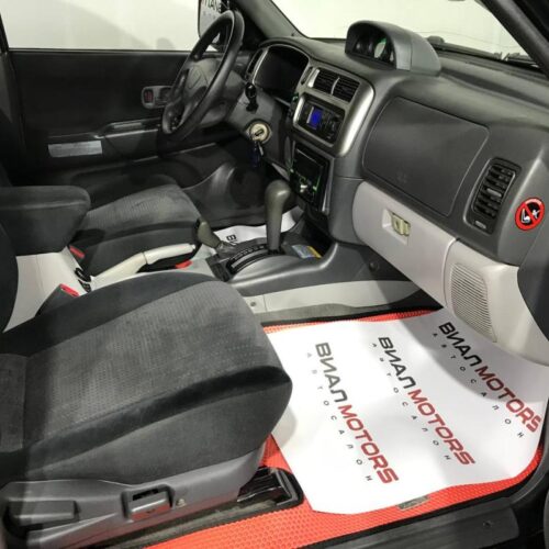 Mitsubishi Pajero Sport  2006