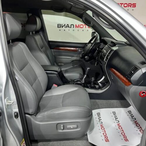 Toyota Land Cruiser Prado  2006