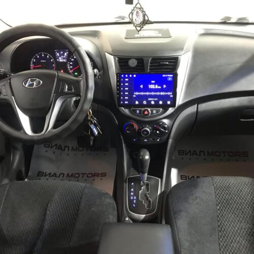 Hyundai Solaris  2011