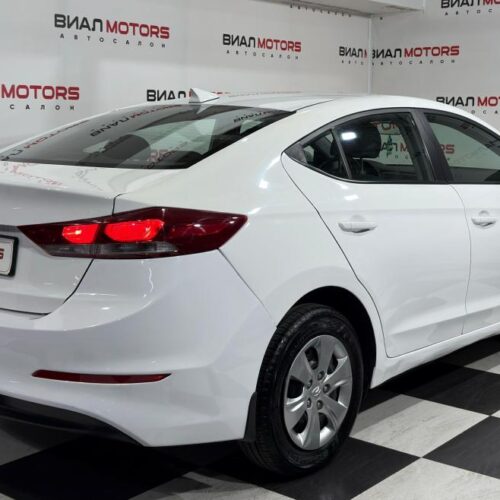Hyundai Elantra  2017