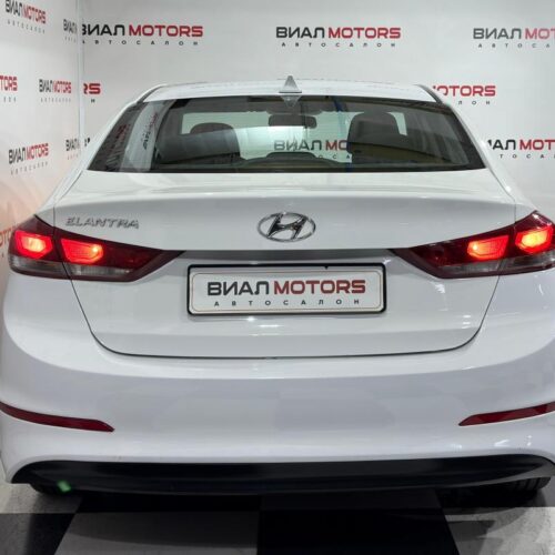 Hyundai Elantra  2017
