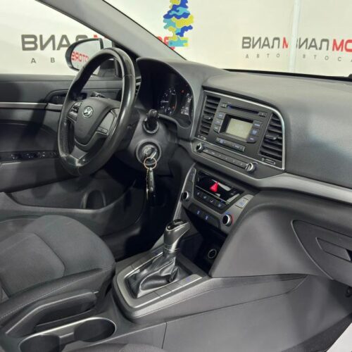Hyundai Elantra  2017