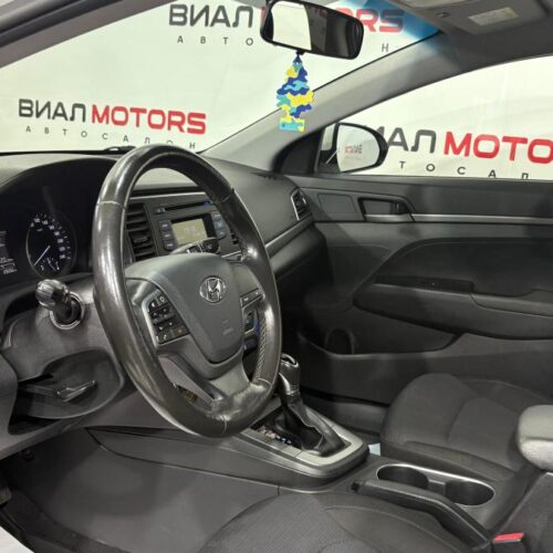 Hyundai Elantra  2017
