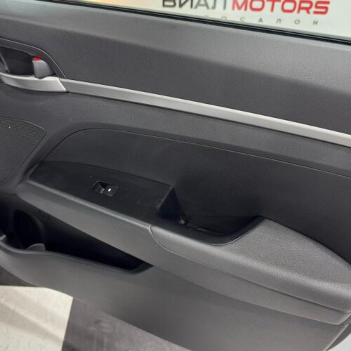 Hyundai Elantra  2017