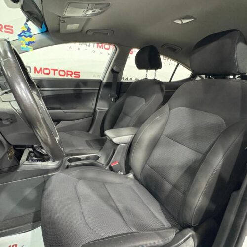 Hyundai Elantra  2017