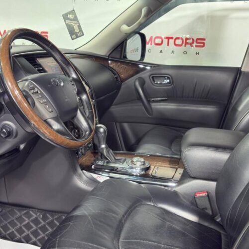 Infiniti QX56  2011