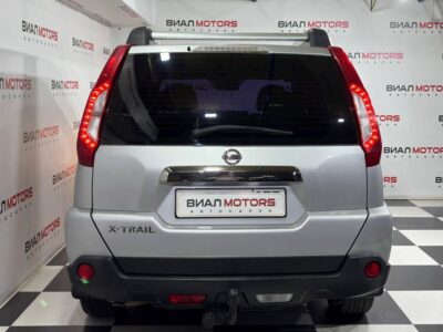 Nissan X-Trail  2011