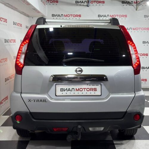 Nissan X-Trail  2011