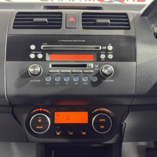 Suzuki Swift  2010