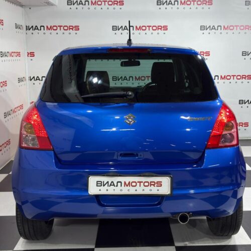 Suzuki Swift  2010