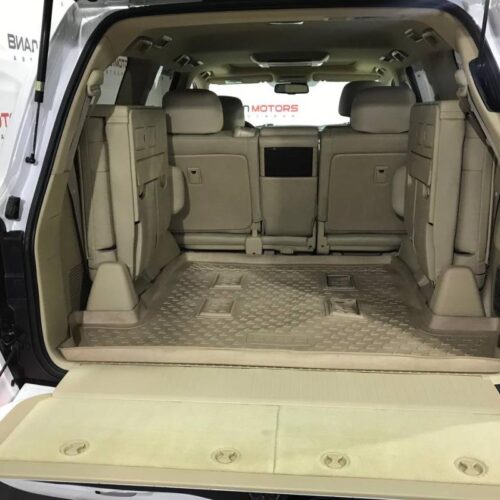 Lexus LX 570  2010