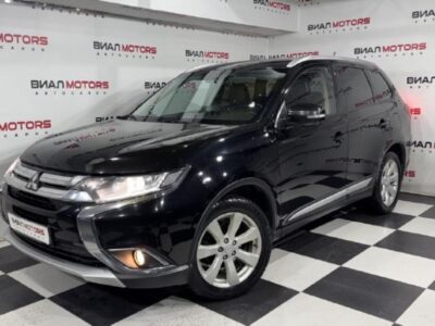 Mitsubishi Outlander 2.4 CVT (167 л.с.) 4WD 2015
