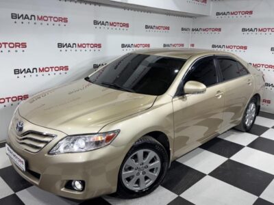 Toyota Camry  2009