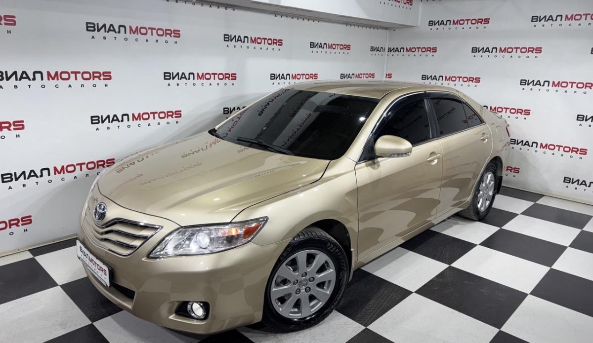 Toyota Camry  2009
