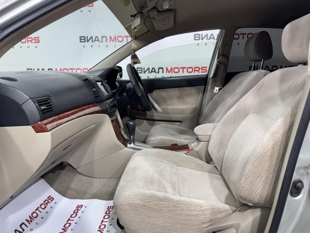 Toyota Premio 2003