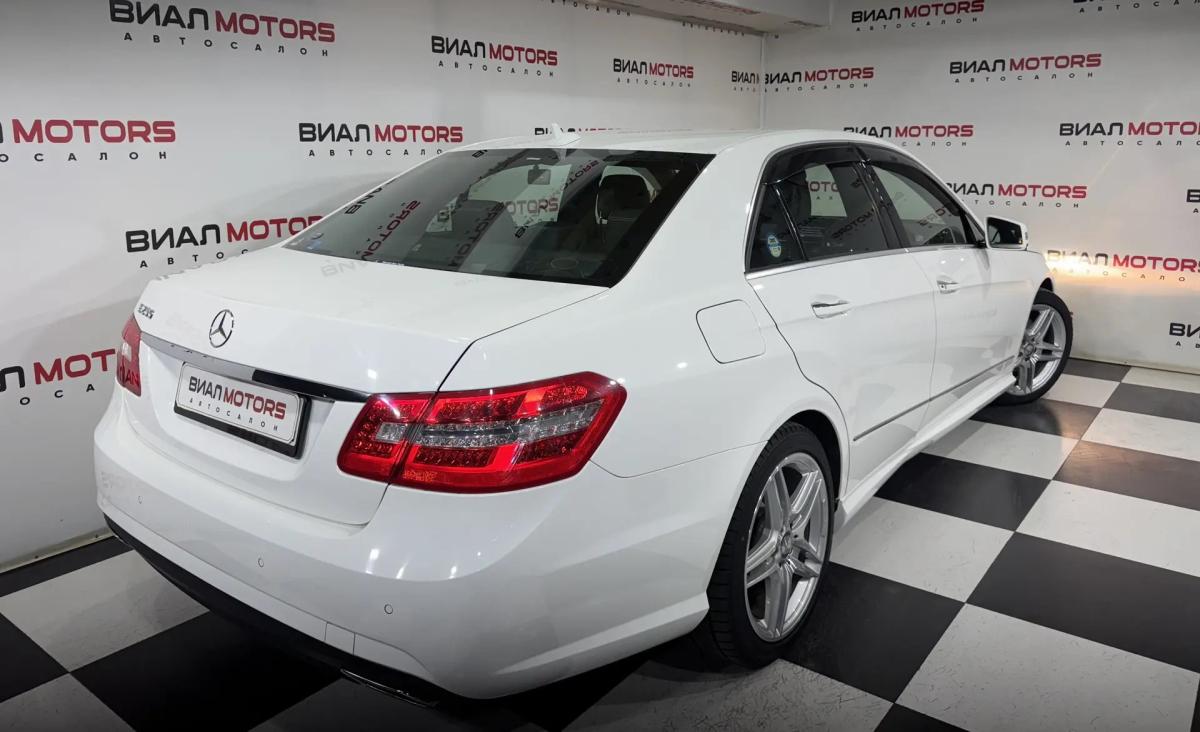 Mercedes-Benz E-класс 2013