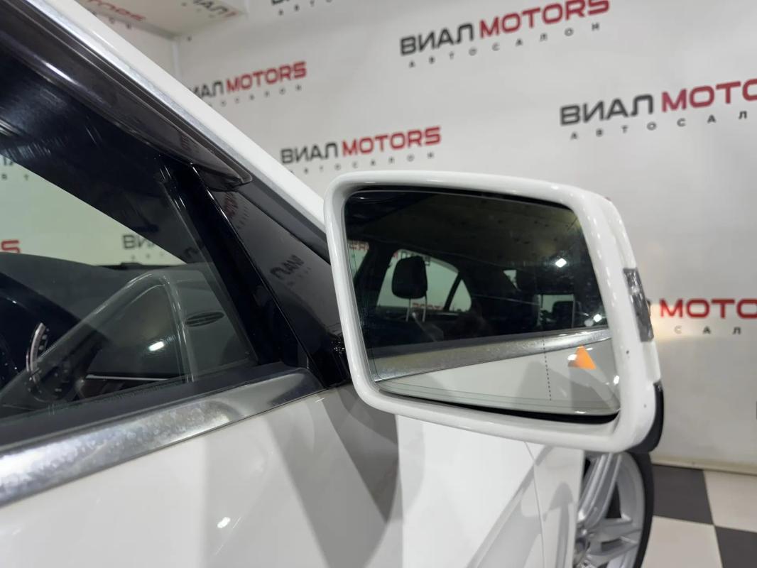 Mercedes-Benz E-класс 2013