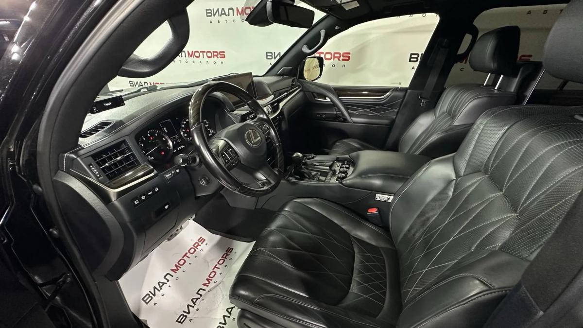 Lexus LX 570 2020
