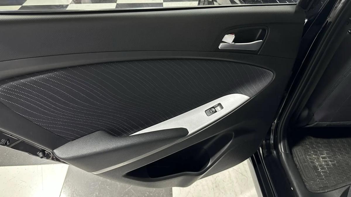 Hyundai Solaris 2015