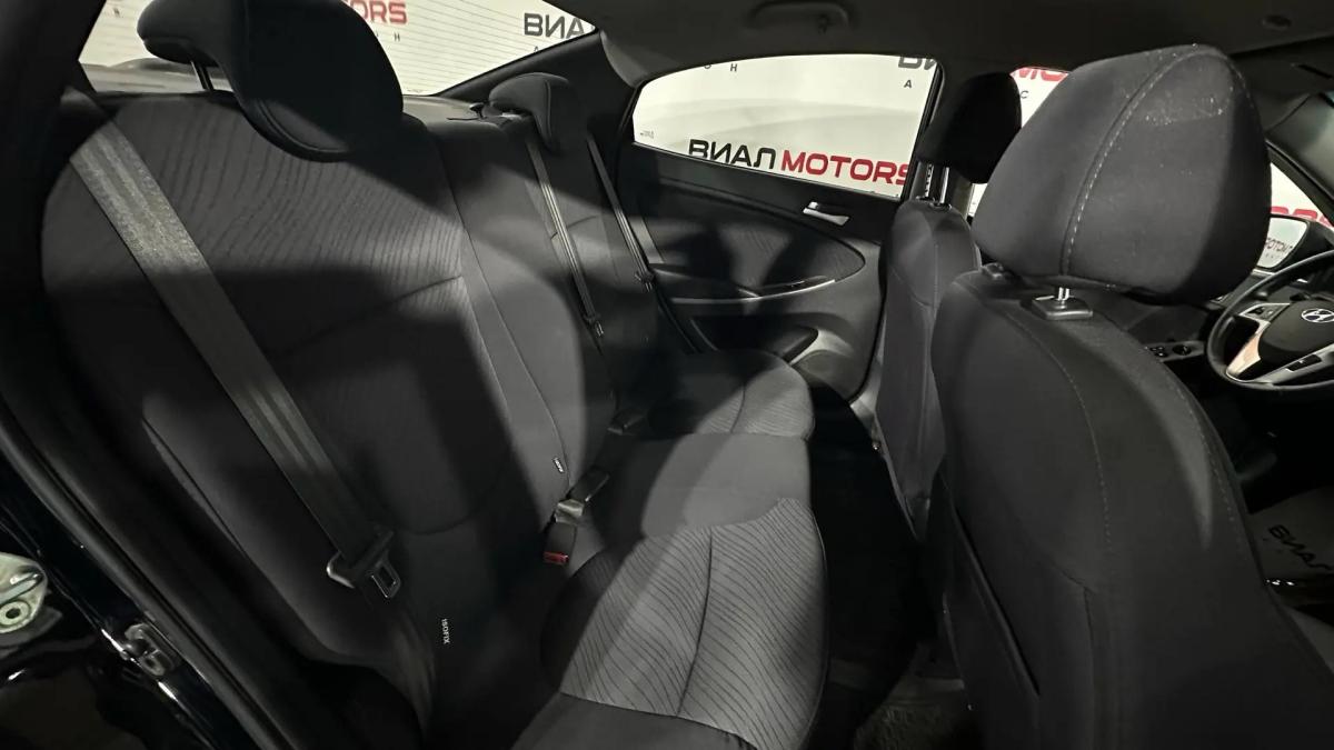 Hyundai Solaris 2015