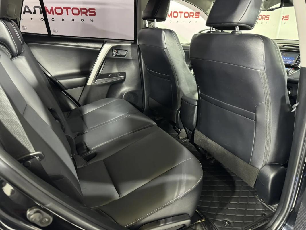 Toyota RAV4 2017