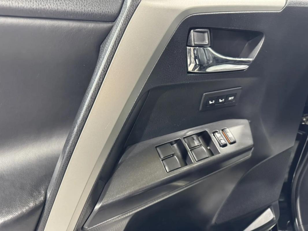Toyota RAV4 2017