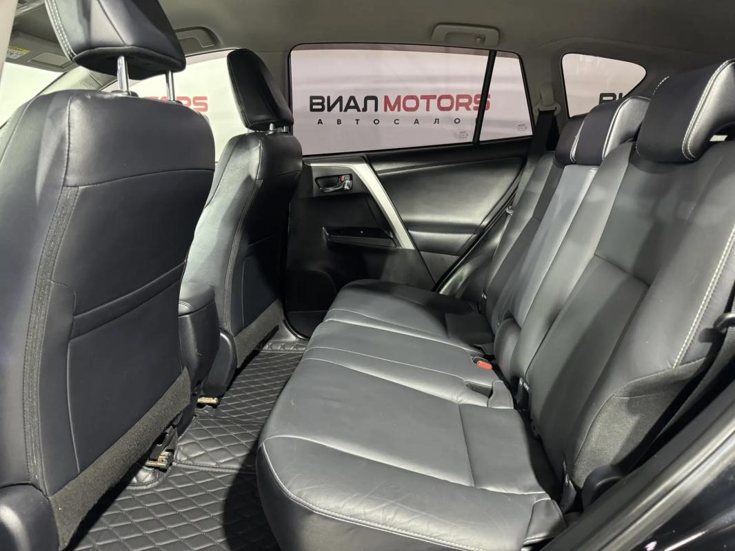 Toyota RAV4 2017