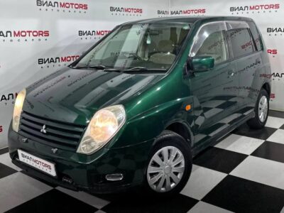 Mitsubishi Mirage  2000