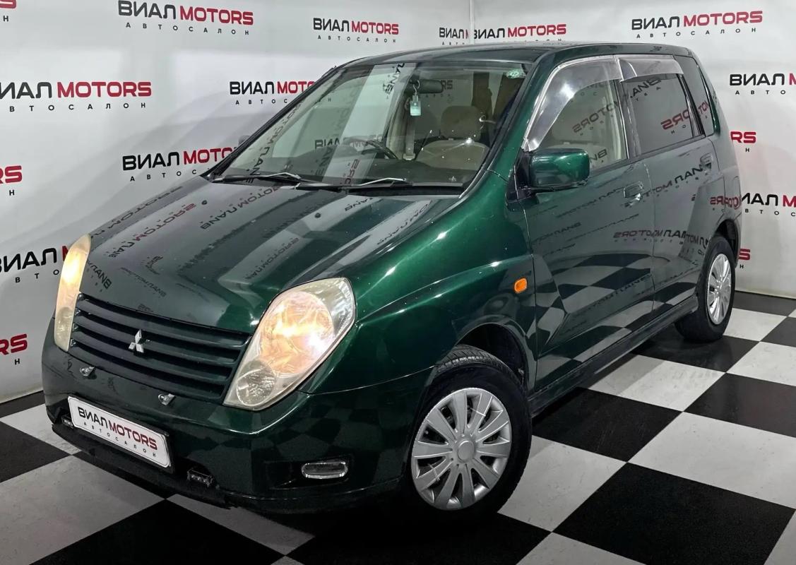 Mitsubishi Mirage 2000
