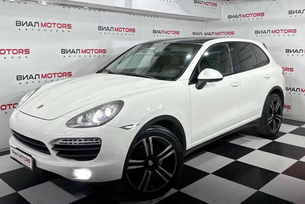 Porsche Cayenne  2010