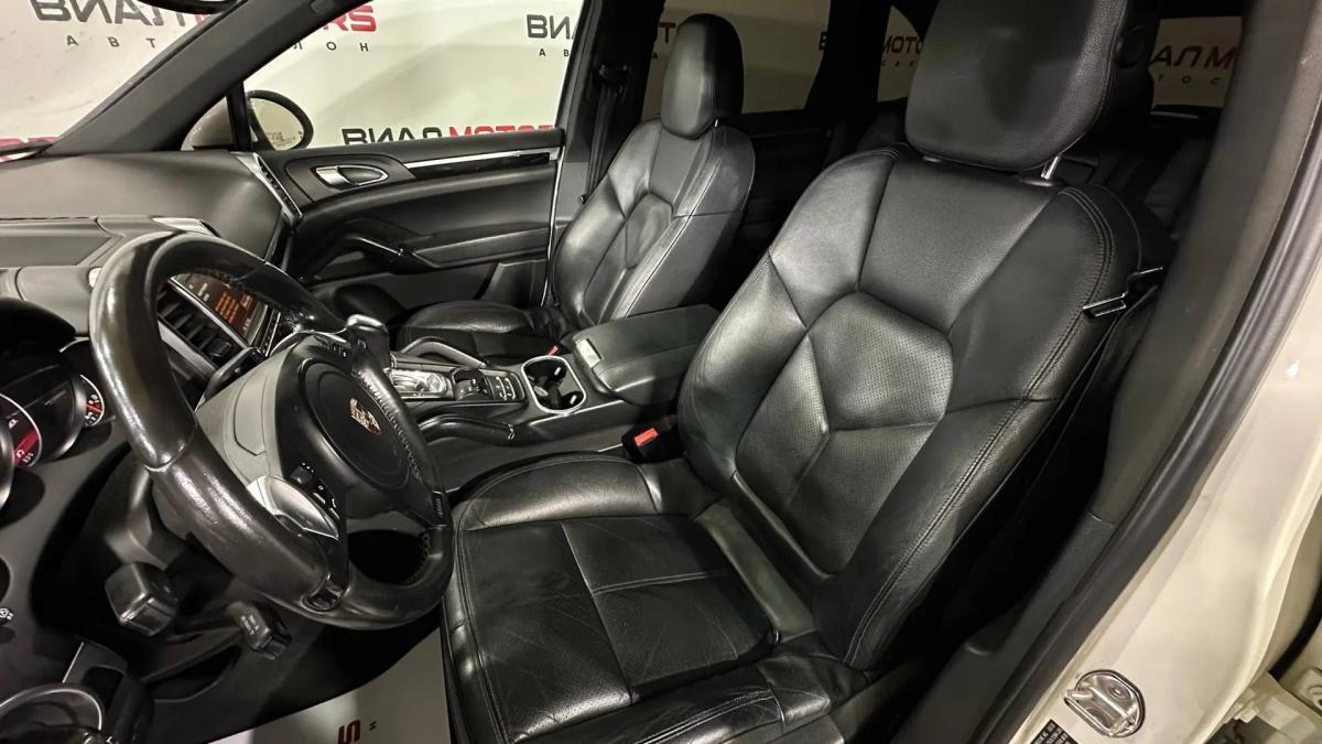 Porsche Cayenne 2010