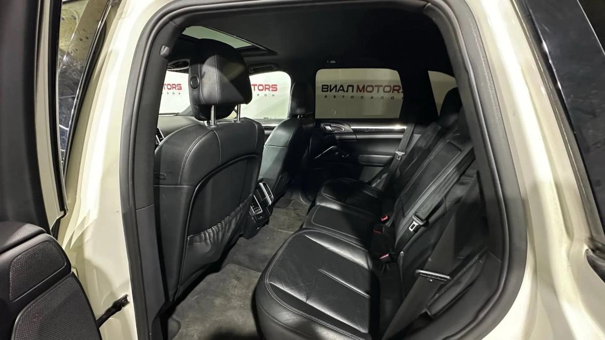 Porsche Cayenne 2010